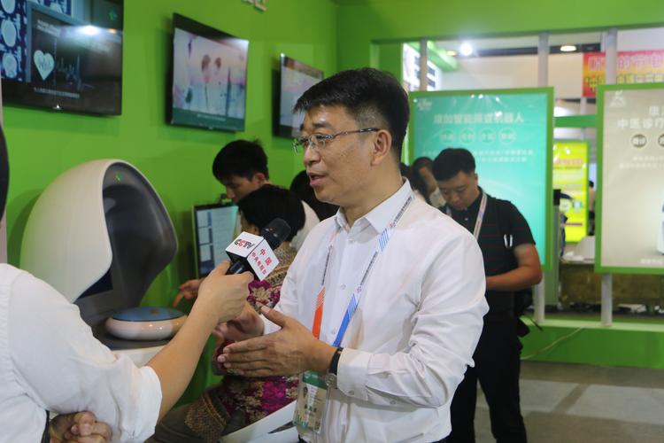 康加科技董事长牟贵先说:"作为一家智慧健康领域的大数据公司,我们深